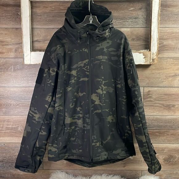 Free Soldier Tactical Waterproof Softshell Hooded Hiking Jacket Large Camo - Picture 2 of 16